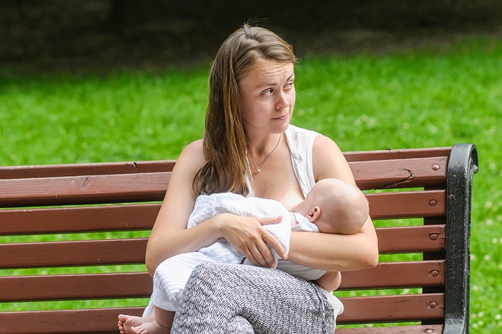 Tanto la lactancia como amamantar a tu bebé es algo muy natural