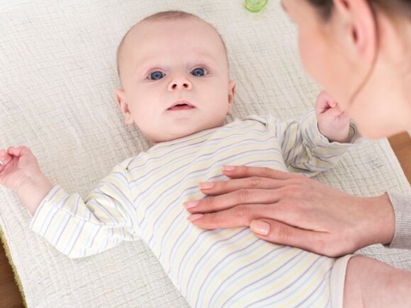tratamiento para cólicos en bebés