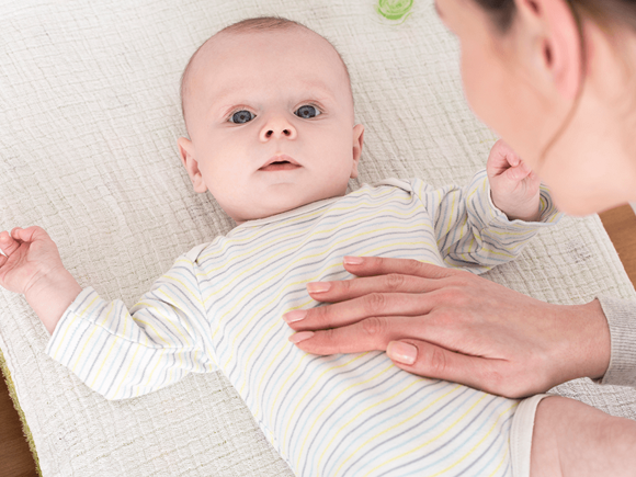 ¿Qué nutrientes mejoran la salud digestiva en los bebés?