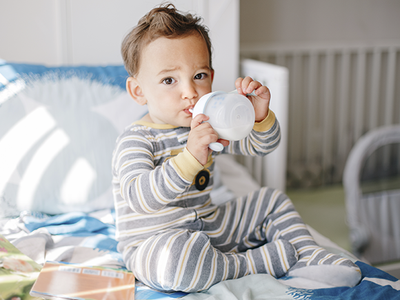 ¿Cuál es la diferencia entre la leche líquida familiar y la leche infantil?