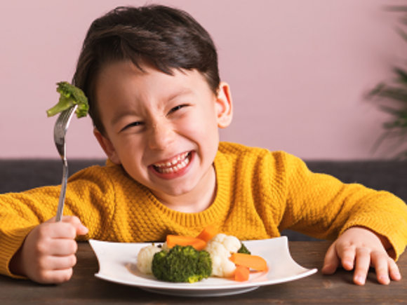Tips de alimentación para tu niño de 1 a 5 años