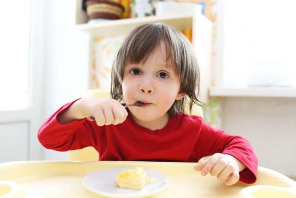 Cómo deben ser los desayunos para niños de 1 a 3 años